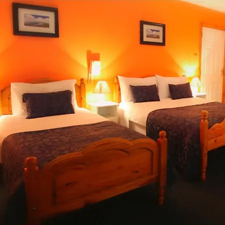 Mccarthy'S Lodge B&B