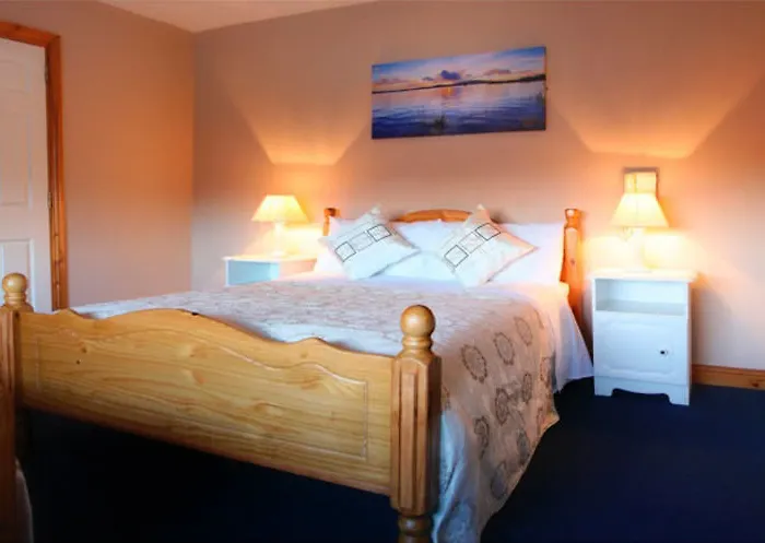 Mccarthy'S Lodge B&B