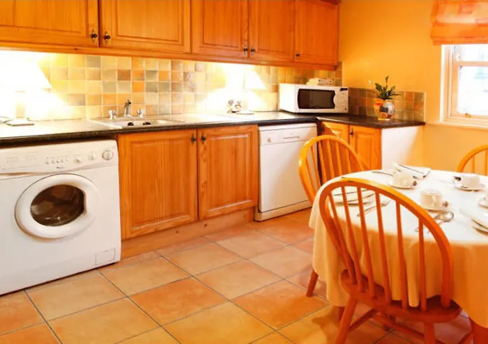 Mccarthy'S Lodge B&B Affittacamere Westport