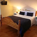 Mccarthy'S Lodge B&B ווסטפורט