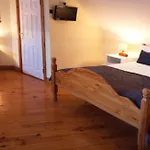 בית הארחה Mccarthy'S Lodge B&B *