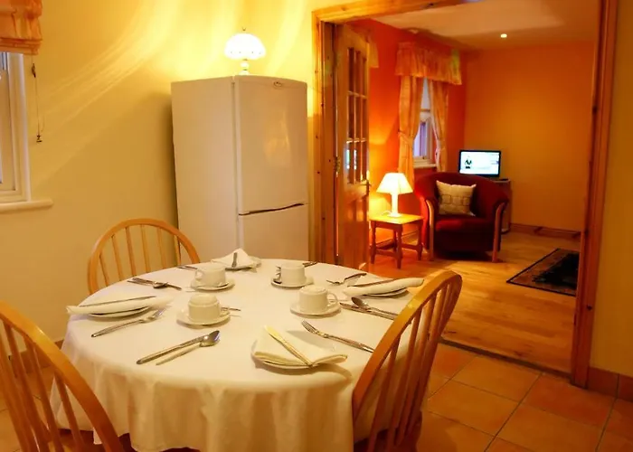 Mccarthy'S Lodge B&B Вэстпорт